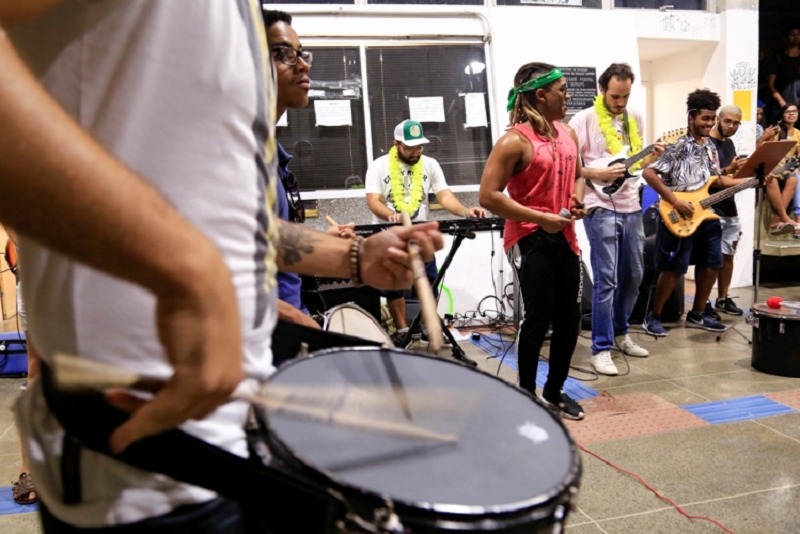 Grupo musical do projeto de extensão Nosso Som (Foto: Adilson Cruz/ Ascom-UFS)